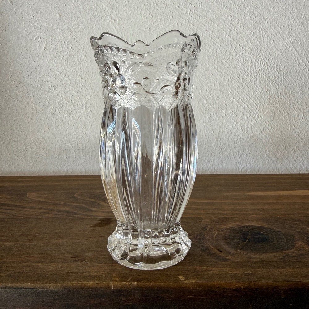 Studio Nova Japan Pressed Glass Bud Vase Floral Diamond Scalloped Rim 5"
